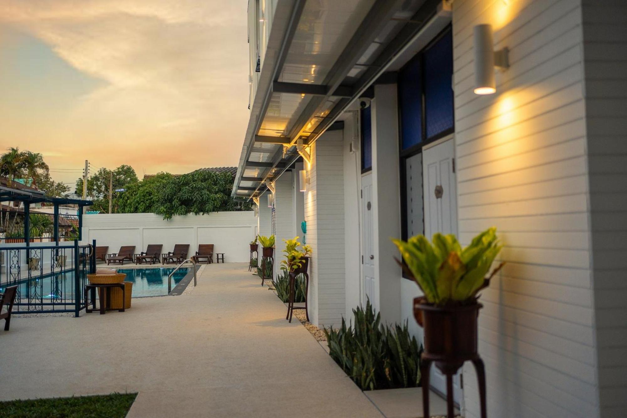 Singharaj Boutique Hotel Chiang Mai Exteriör bild