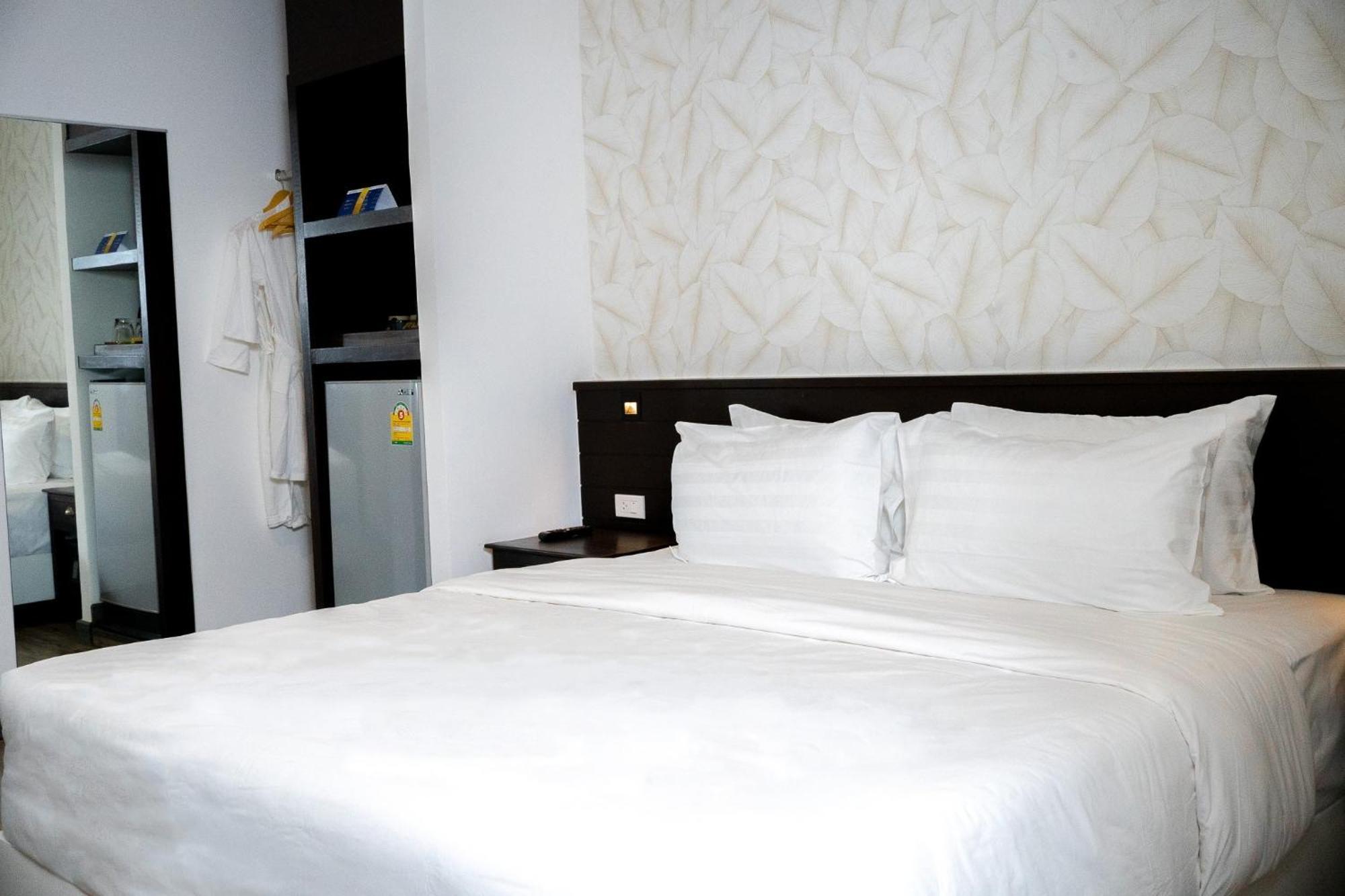 Singharaj Boutique Hotel Chiang Mai Exteriör bild